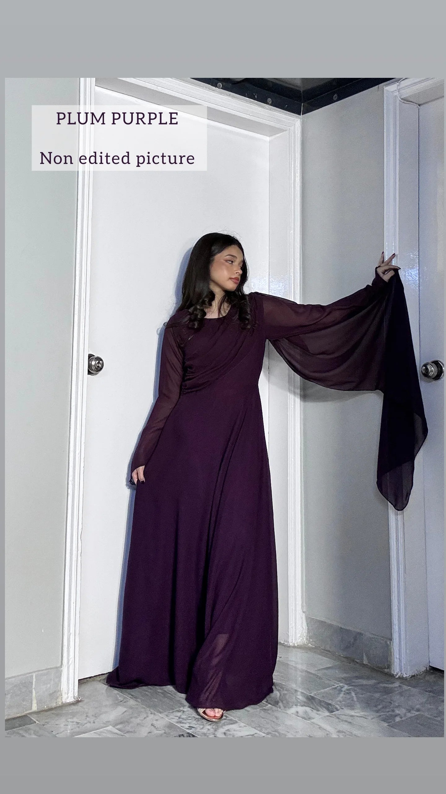 { ELARA CRYSTAL MAXI }